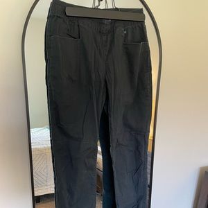 Black Diamond, black cargo pants.